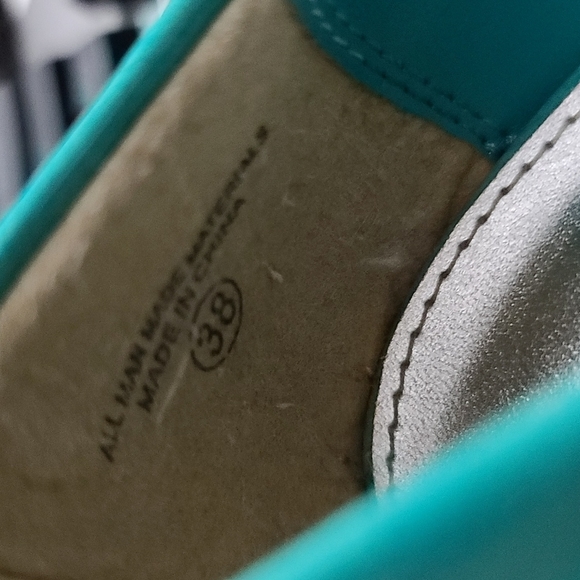 Turquoise Pumps - Picture 6 of 6